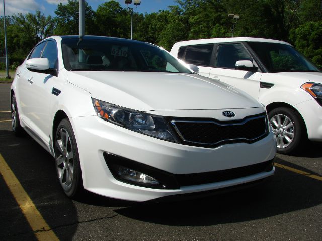 Kia Optima 2013 photo 3