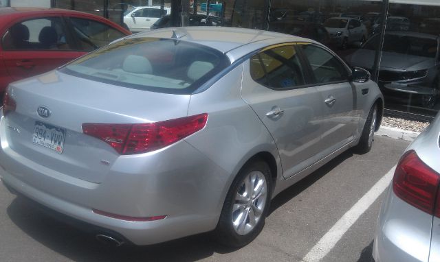 Kia Optima 2013 photo 1