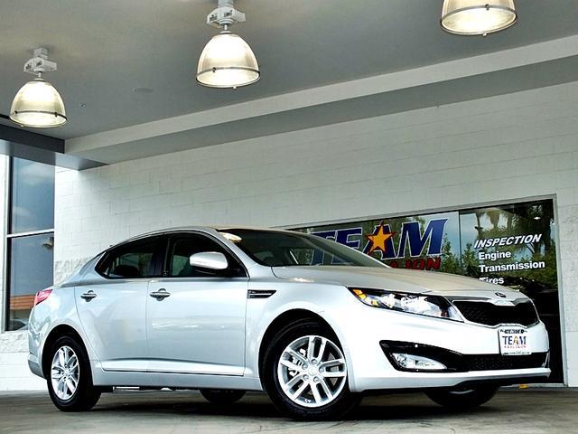 Kia Optima 2013 photo 13