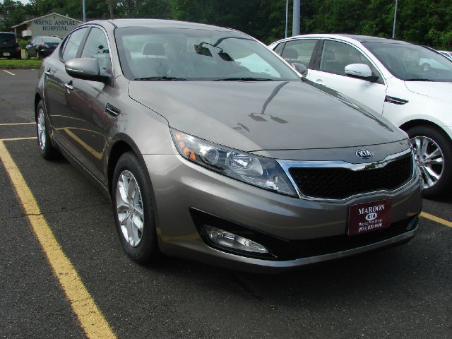 Kia Optima 2013 photo 2