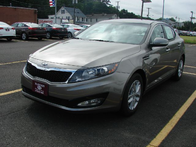 Kia Optima 2013 photo 3