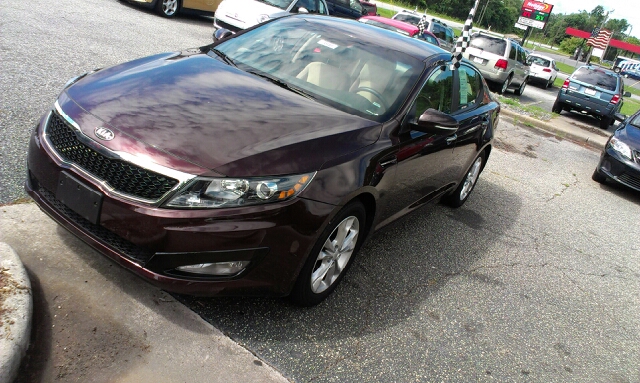 Kia Optima 2013 photo 2