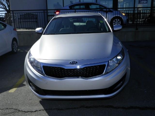 Kia Optima 2013 photo 1