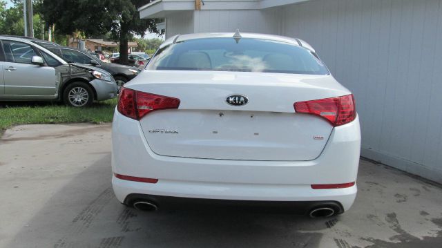 Kia Optima 11275 Sedan