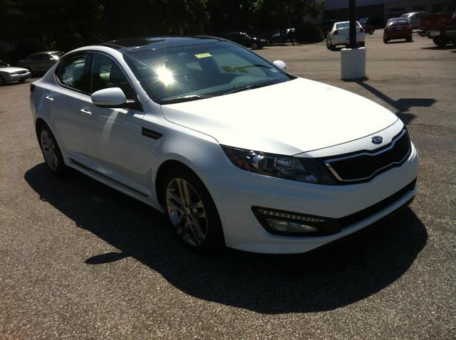 Kia Optima 2013 photo 2