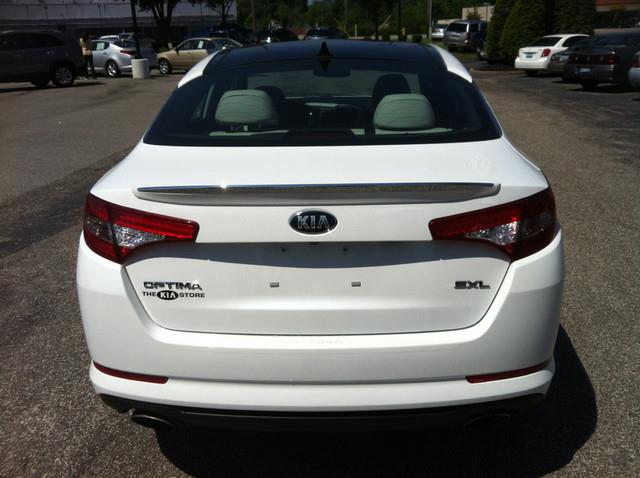 Kia Optima 2013 photo 3