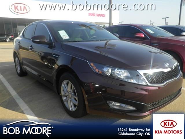 Kia Optima 2013 photo 1