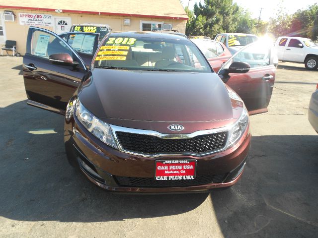 Kia Optima 2013 photo 11