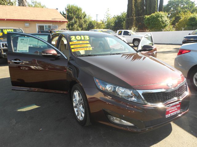 Kia Optima 2013 photo 8