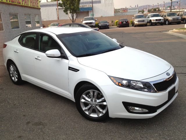 Kia Optima 2013 photo 4