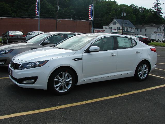 Kia Optima 2013 photo 3