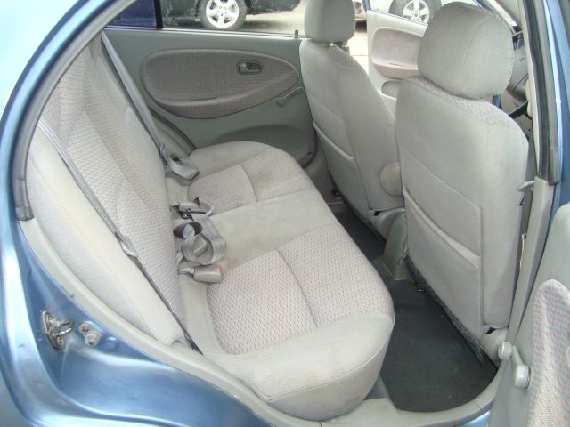 Kia Rio 2001 photo 15