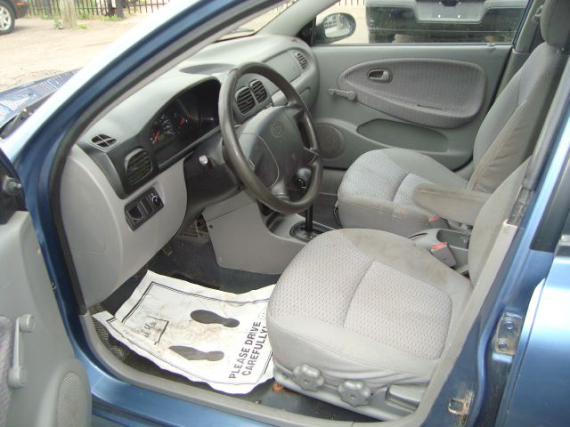 Kia Rio 2001 photo 16