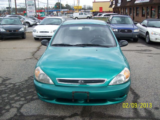 Kia Rio 2001 photo 3