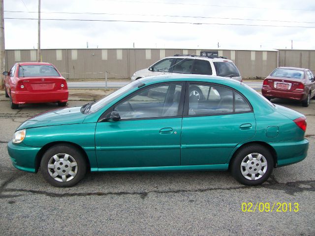 Kia Rio 2001 photo 6