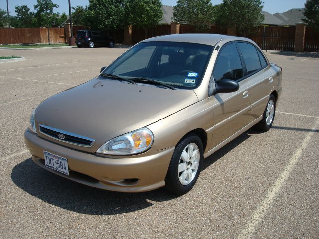 Kia Rio 2002 photo 3