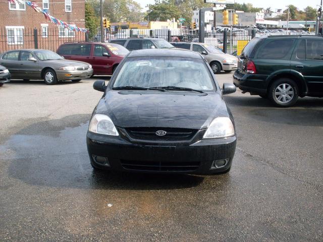 Kia Rio 2003 photo 1