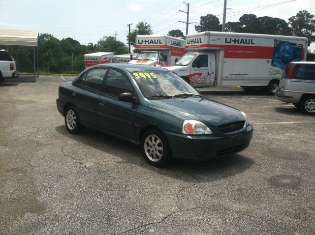 Kia Rio 2003 photo 1