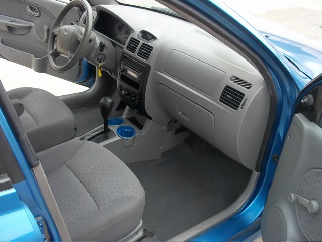 Kia Rio 2003 photo 5