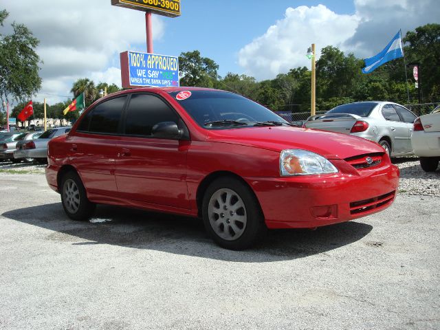 Kia Rio 2005 photo 2