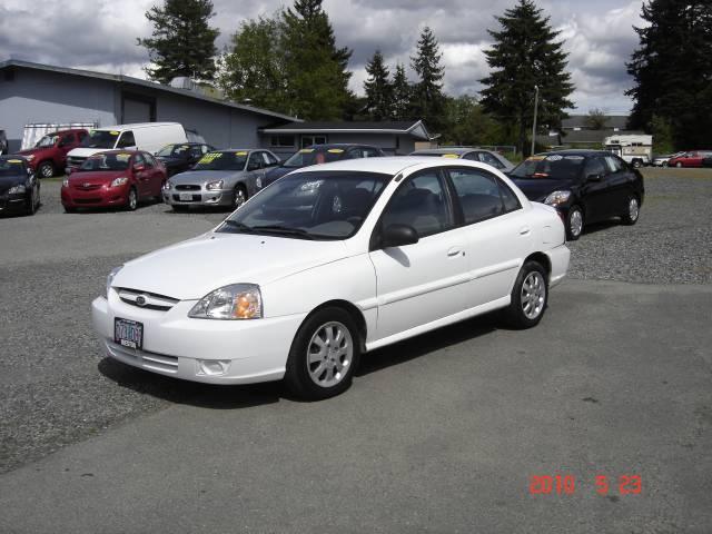 Kia Rio 2005 photo 1