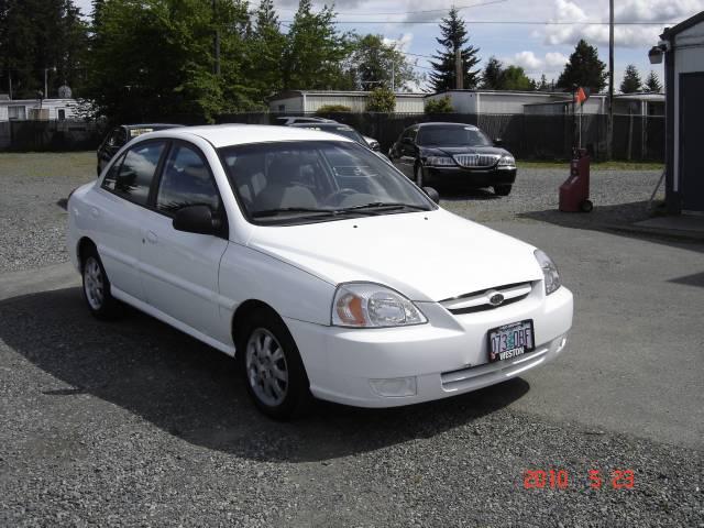 Kia Rio 2005 photo 3