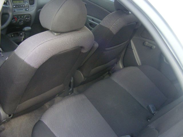 Kia Rio 2006 photo 10