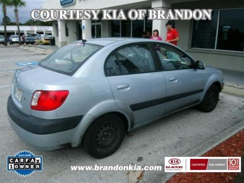 Kia Rio 2006 photo 1