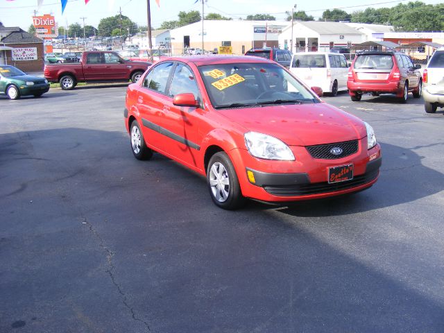 Kia Rio 2006 photo 1