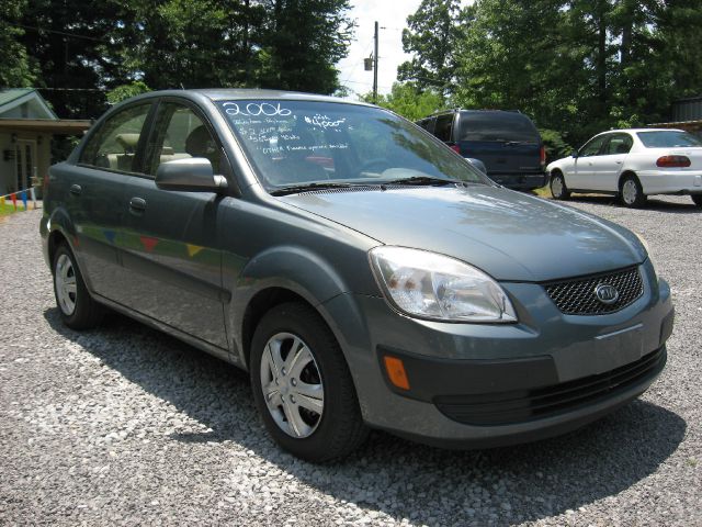 Kia Rio 2006 photo 4