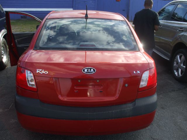 Kia Rio 2006 photo 1