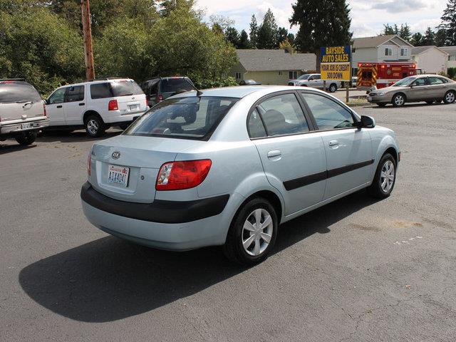 Kia Rio 2006 photo 4