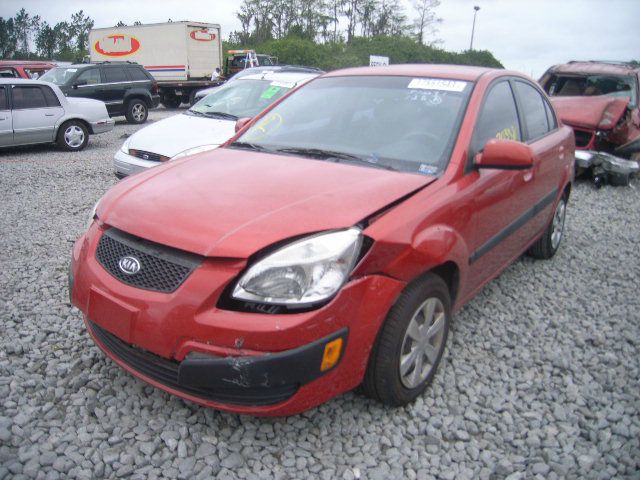 Kia Rio 2006 photo 1