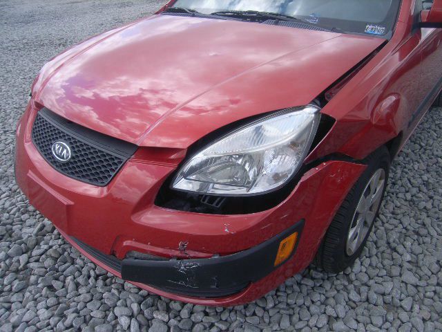 Kia Rio 2006 photo 8