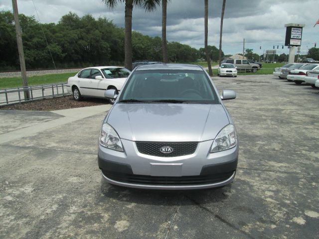 Kia Rio 2007 photo 2