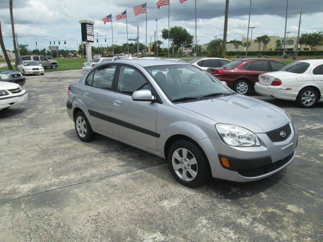 Kia Rio 2007 photo 5