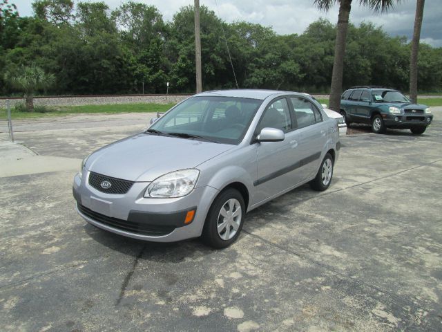 Kia Rio 2007 photo 9