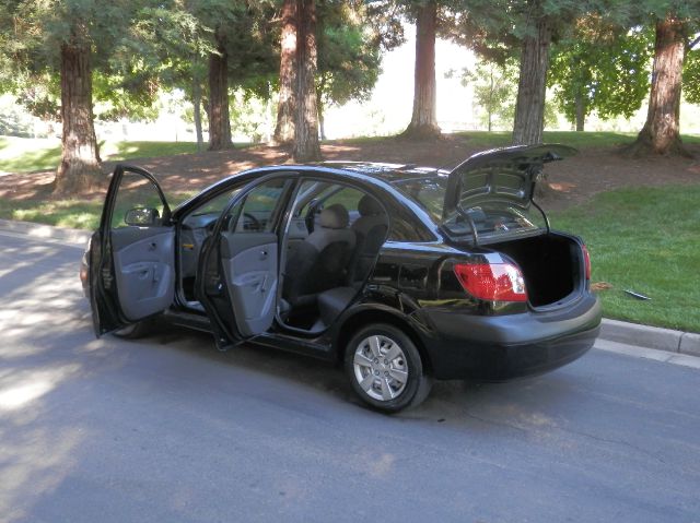 Kia Rio 2007 photo 13