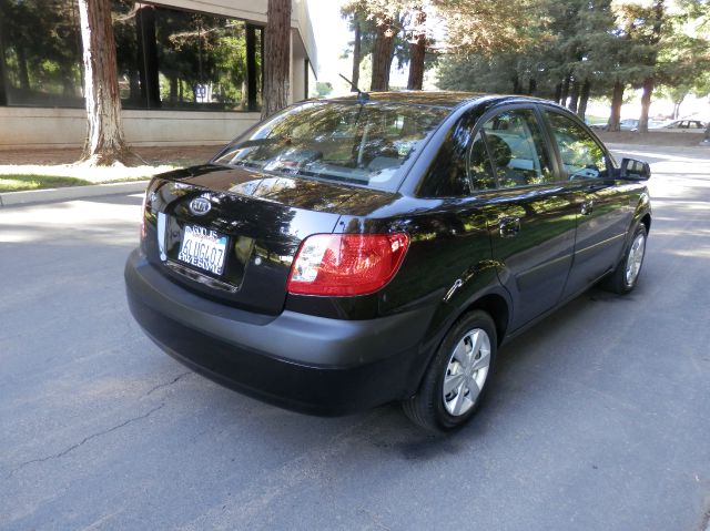 Kia Rio 2007 photo 20