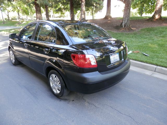 Kia Rio 2007 photo 21