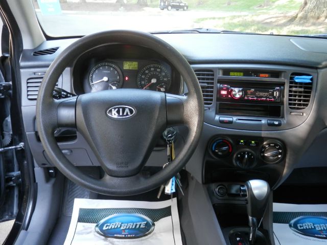 Kia Rio 2007 photo 5