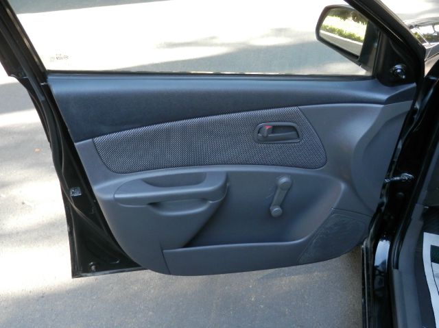 Kia Rio 2007 photo 9