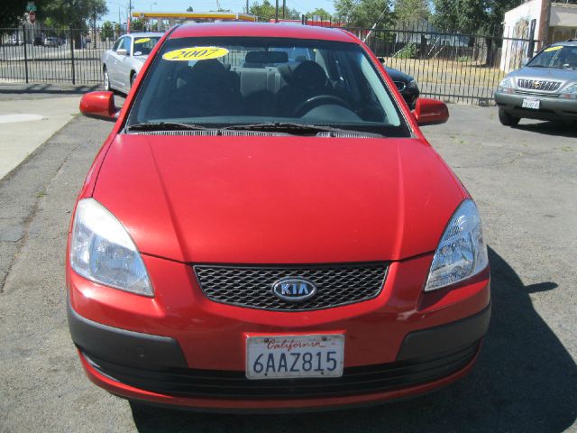 Kia Rio 2007 photo 4