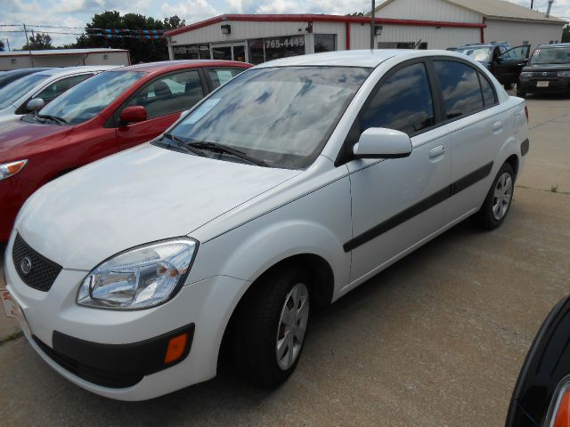 Kia Rio 2007 photo 1