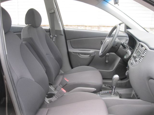 Kia Rio 2007 photo 21