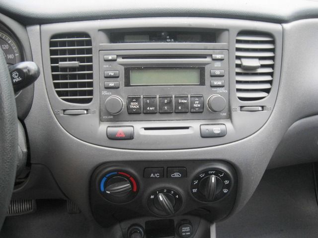 Kia Rio 2007 photo 27