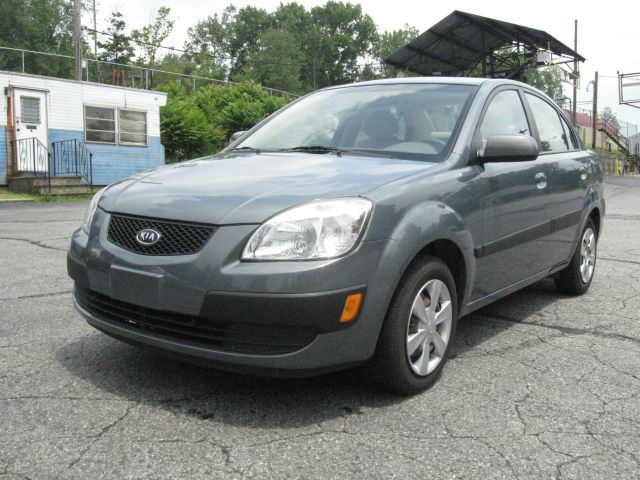 Kia Rio 2007 photo 1