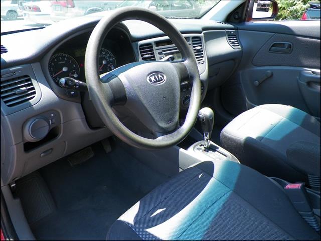 Kia Rio 2007 photo 4