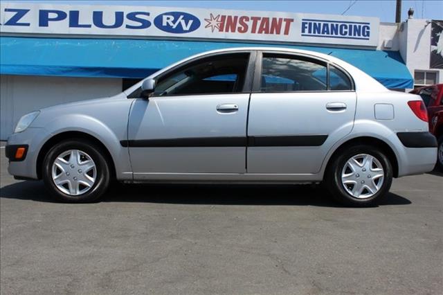 Kia Rio 2007 photo 2