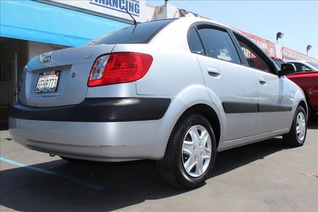 Kia Rio 2007 photo 3